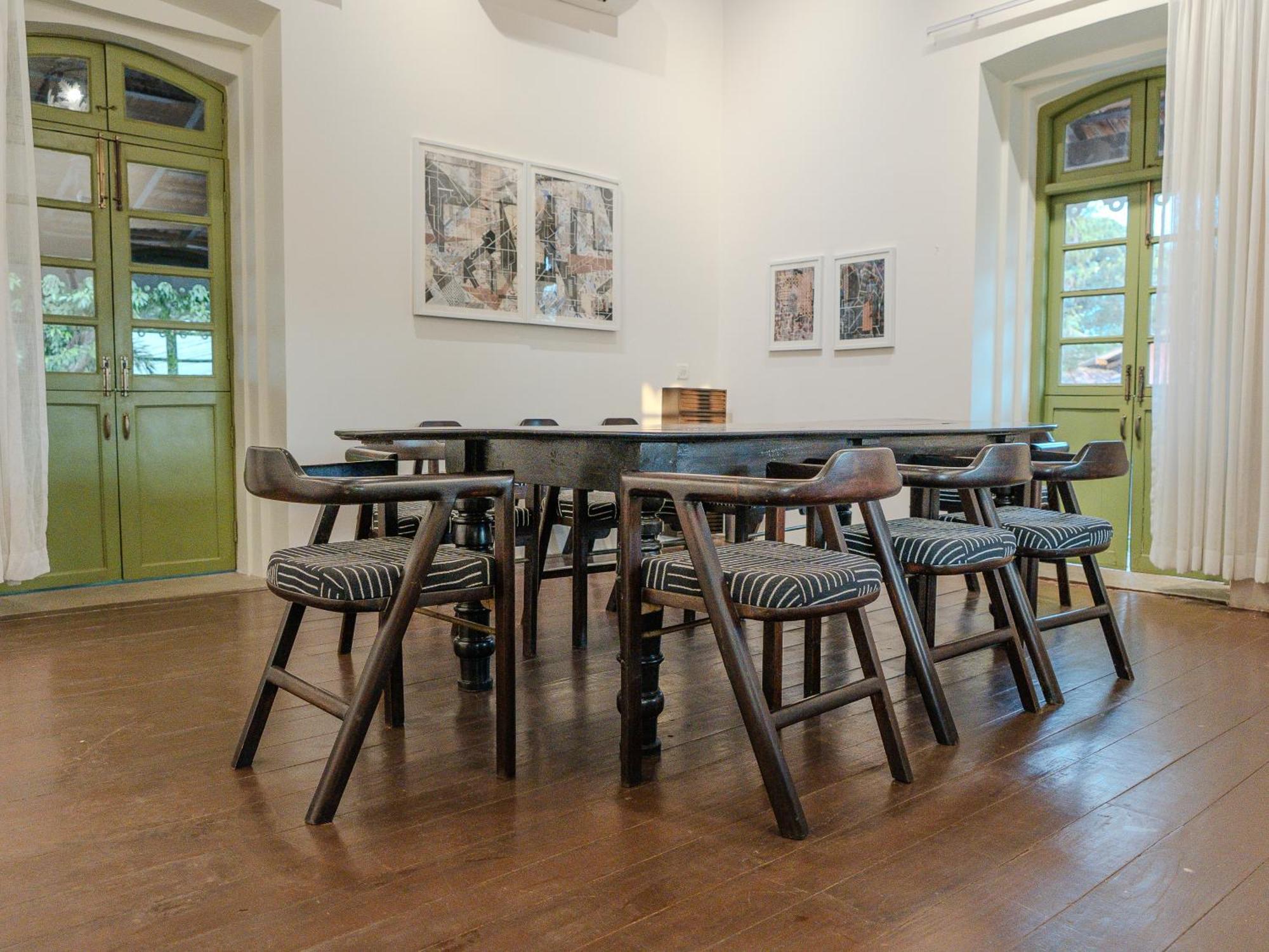 The Project Cafe And Hotel Aldona 外观 照片